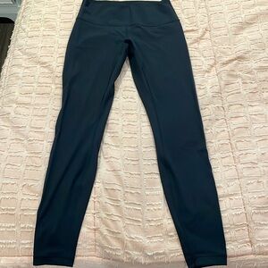 Lululemon Wunder Under Tights size 8 Luxtreme